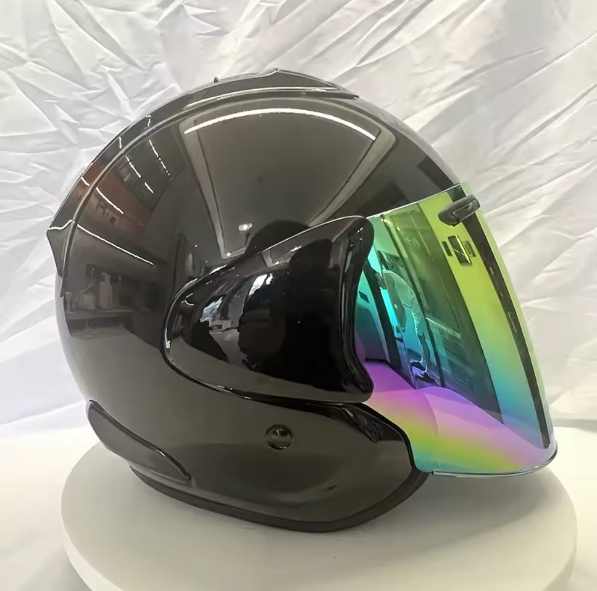 Casque Noir brillant avec visière Iridium Orange VZ-Ram AraiForge®
