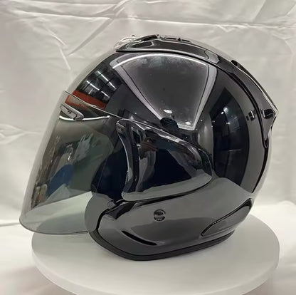 Casque Noir brillant avec visière Iridium Noir VZ-Ram AraiForge®